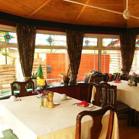 Druid לינה וארוחת בוקר קנמארה